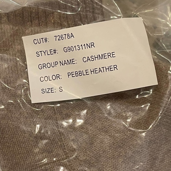 NEW Magaschoni V-Neck Cashmere Cardigan Pebble Heather Womens Size Small - Picture 4 of 8